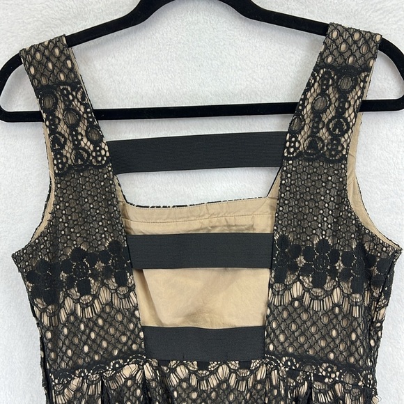 BeBop Mini Dress Sz Large Black Lace / Tan Lining Sleeveless Cutout Low Back EUC - Picture 6 of 11